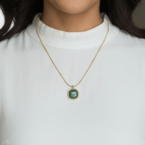 Green stud pendant